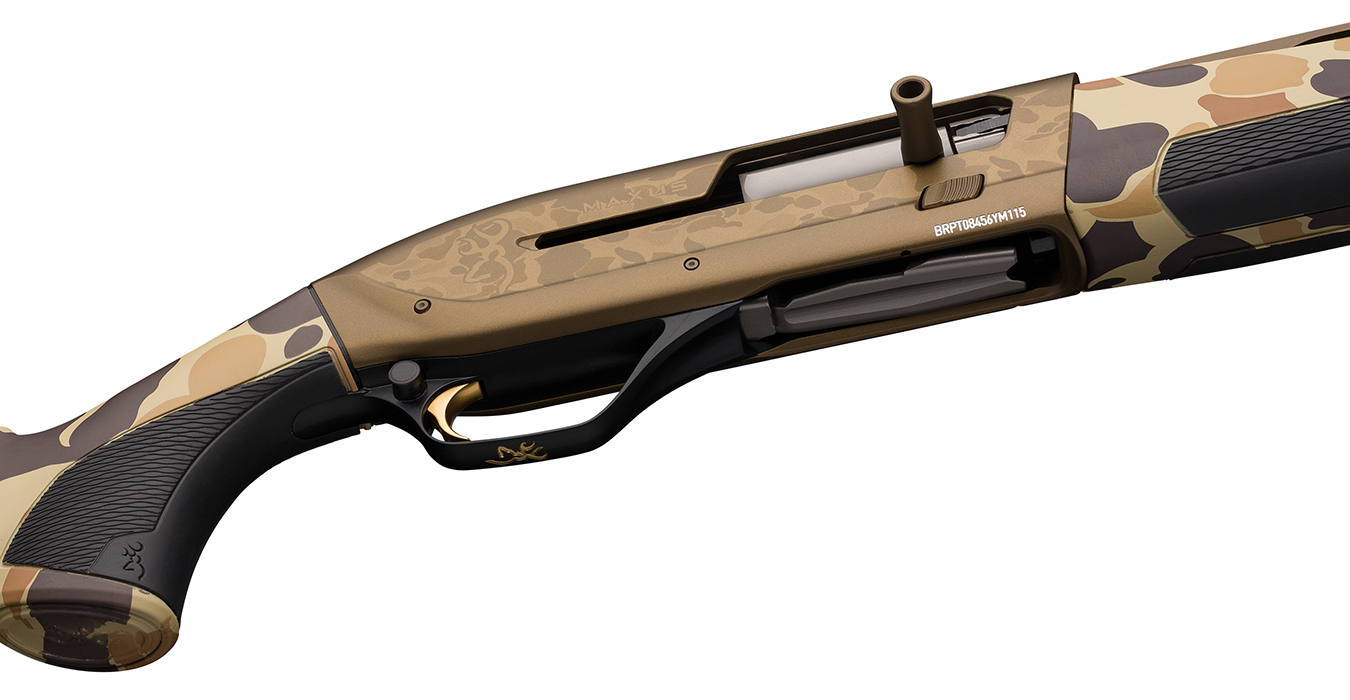 BROWNING FIREARMS Maxus II Wicked Wing 12 Gauge Semi-Auto Shotgun with 26 Inch Barrel and Vintage Tan Camo Stock